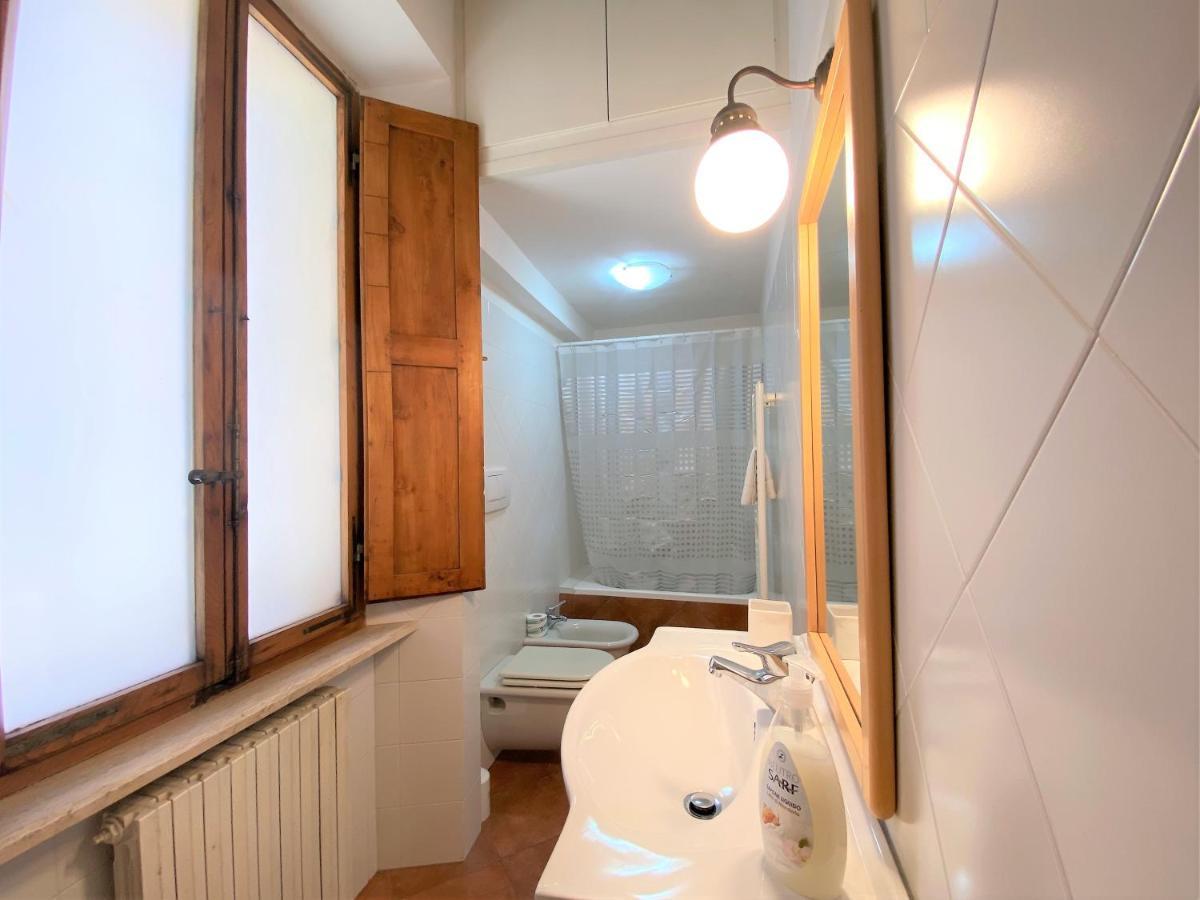 סיינה La Fonte-With Balcony Close By Piazza Del Campo מראה חיצוני תמונה
